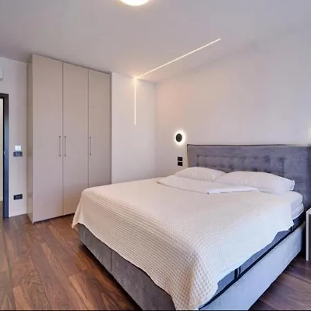 Apartment Nico *